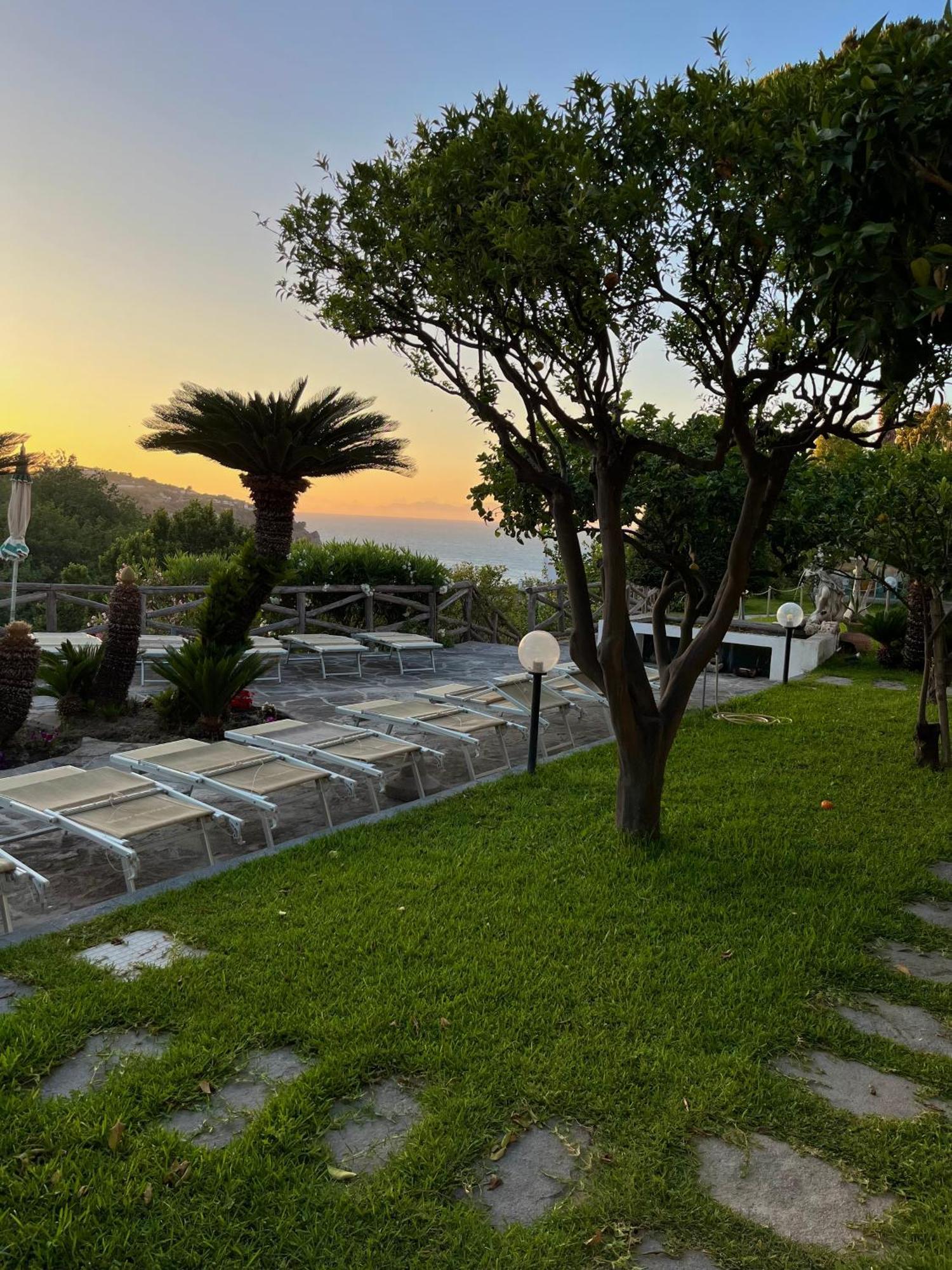 Casamicciola Terme Resort Villa Flavio מראה חיצוני תמונה